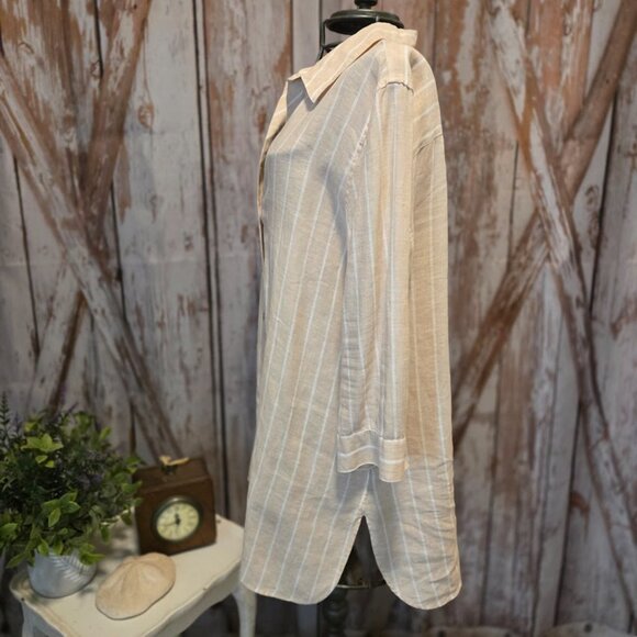 Light Yellow 3/4-sleeved button-down - Picture 3 of 7